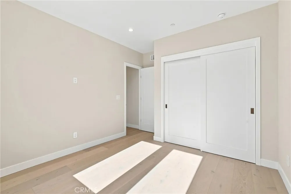 109 Francisca Avenue Redondo Beach, CA 90277