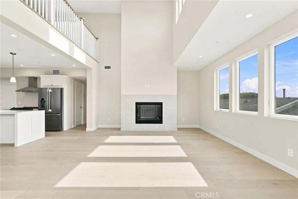 109 Francisca Avenue Redondo Beach, CA 90277