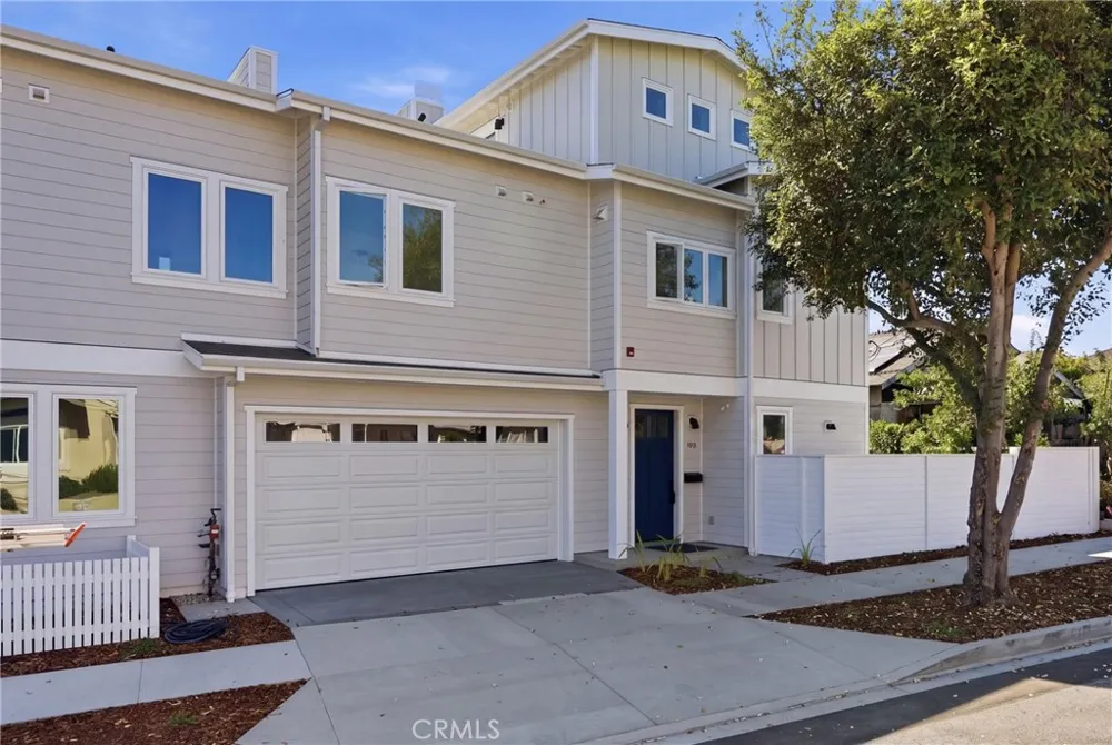 109 Francisca Avenue Redondo Beach, CA 90277