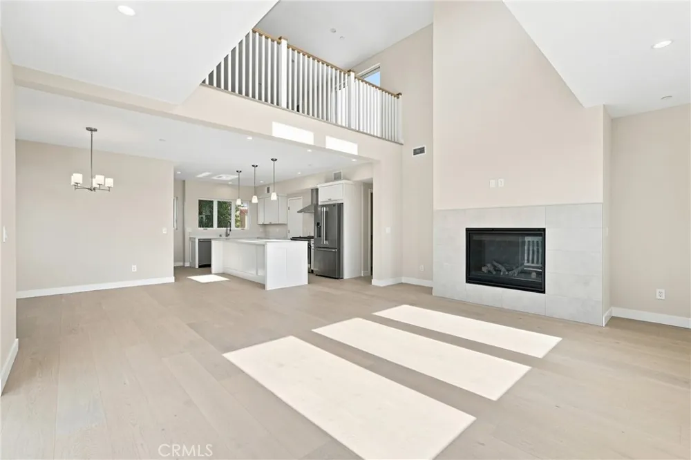 109 Francisca Avenue Redondo Beach, CA 90277