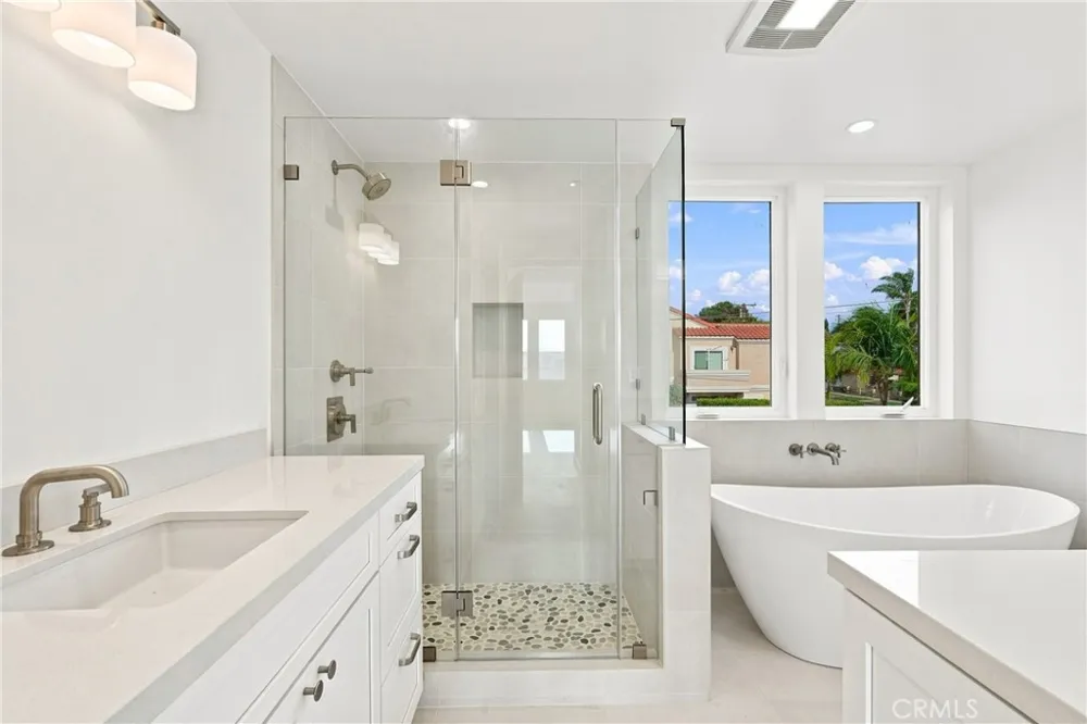 109 Francisca Avenue Redondo Beach, CA 90277