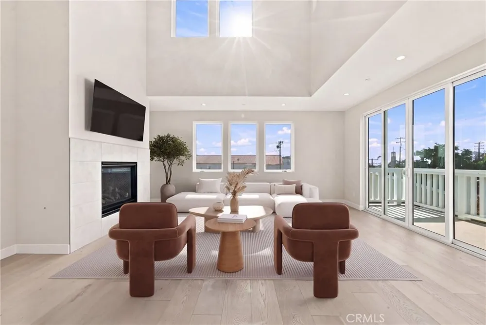 109 Francisca Avenue Redondo Beach, CA 90277