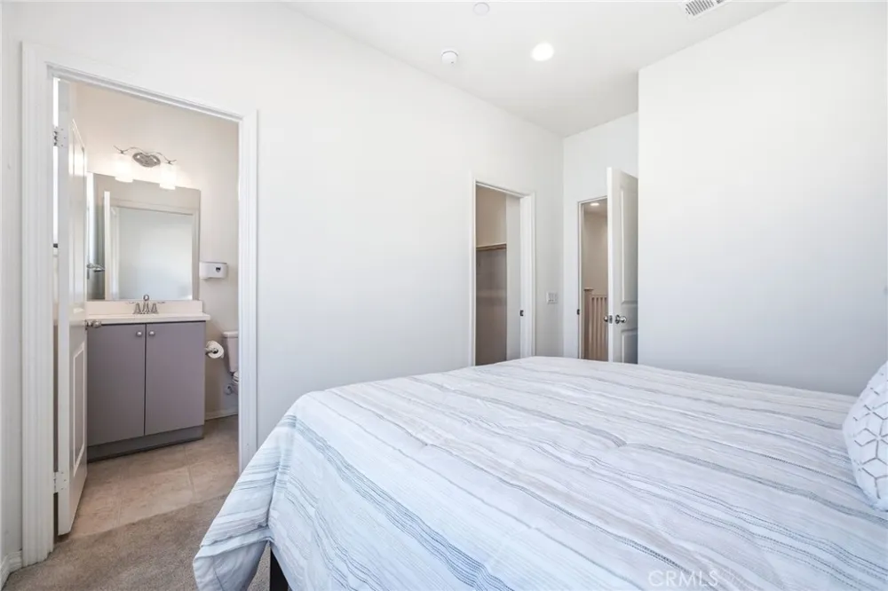 11130 Legion Loop #105 El Monte, CA 91731