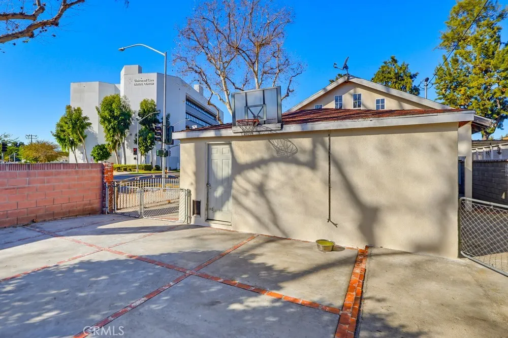 10970 Ruth Lynwood, CA 90262