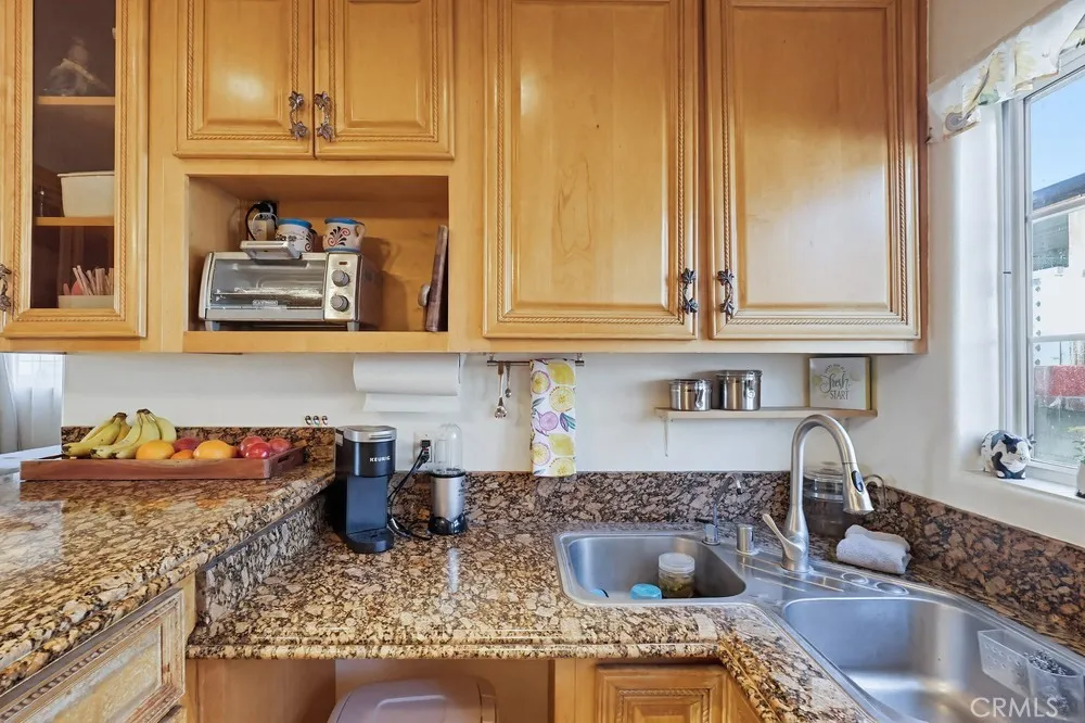 10970 Ruth Lynwood, CA 90262