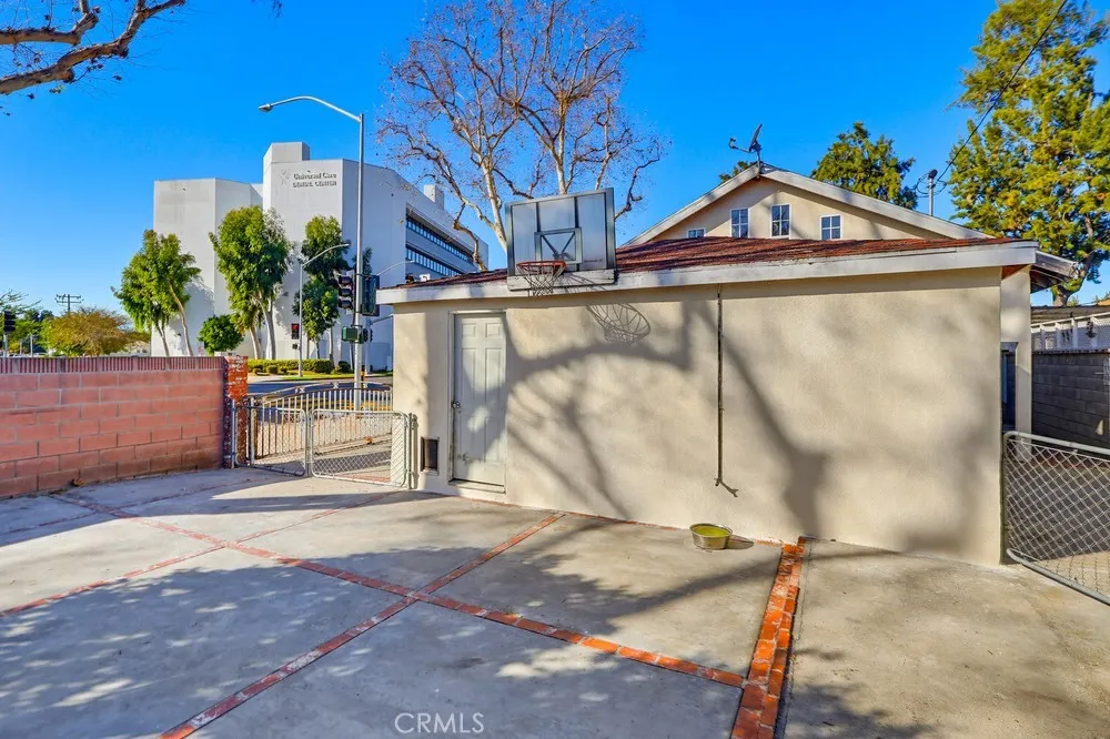 10970 Ruth Lynwood, CA 90262