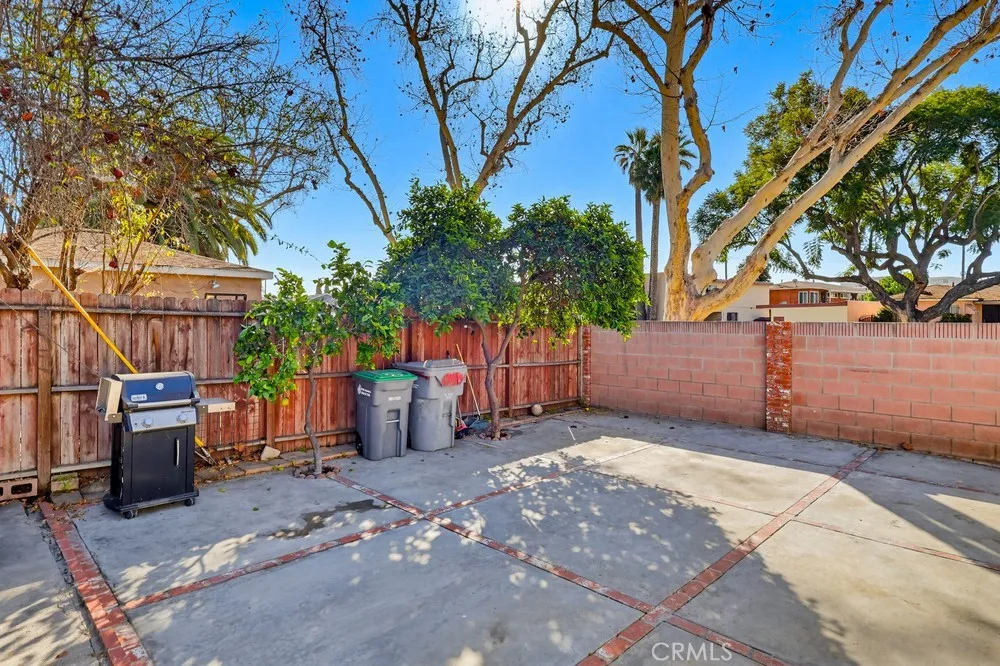10970 Ruth Lynwood, CA 90262