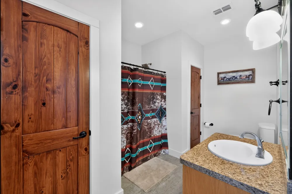 200 Equestrian Circle Jefferson, TX 75657