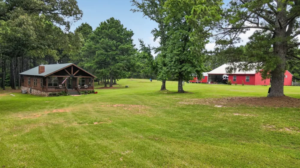 200 Equestrian Circle Jefferson, TX 75657