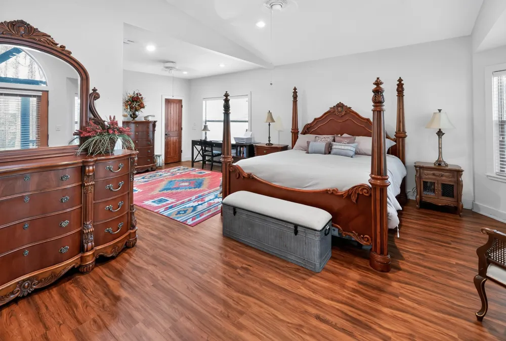200 Equestrian Circle Jefferson, TX 75657