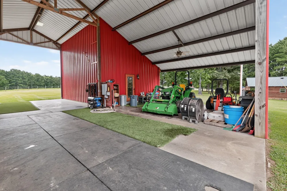 200 Equestrian Circle Jefferson, TX 75657