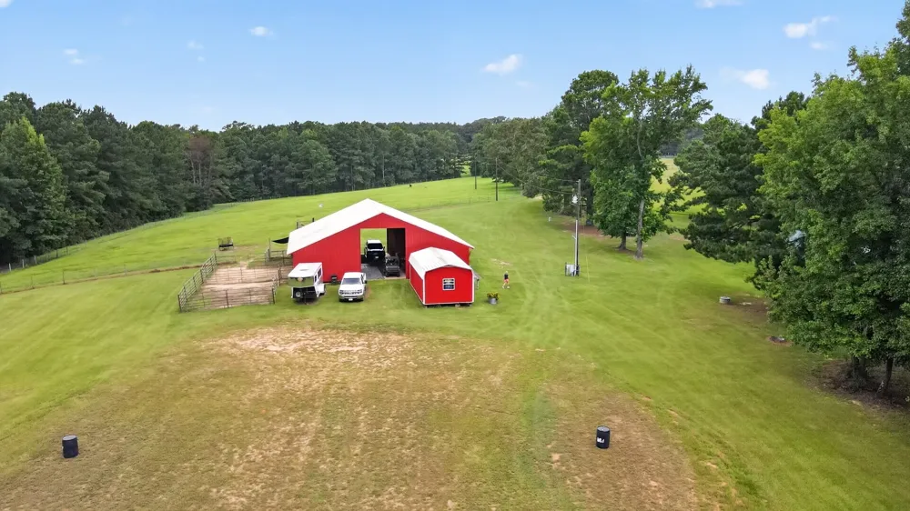 200 Equestrian Circle Jefferson, TX 75657