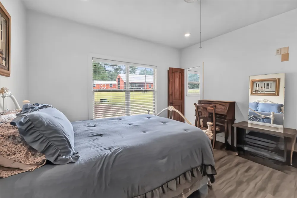 200 Equestrian Circle Jefferson, TX 75657