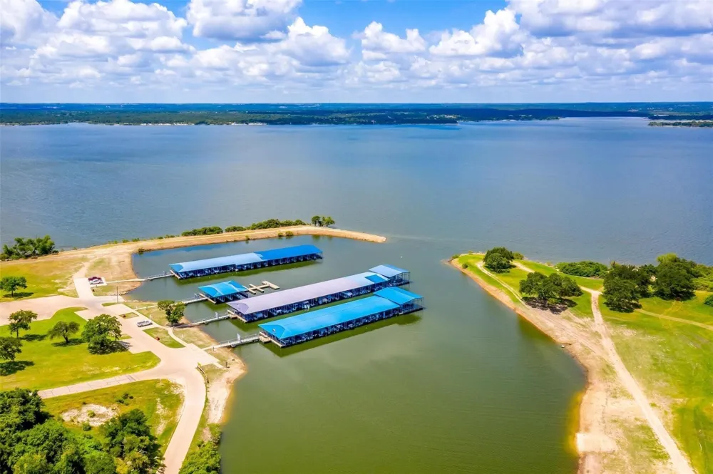 42084 Crooked Stick Drive Whitney, TX 76692