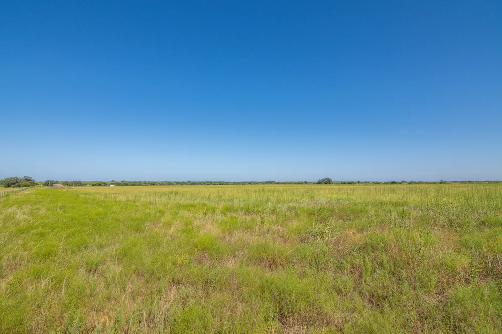 6187 FM 586a S Bangs, TX 76823