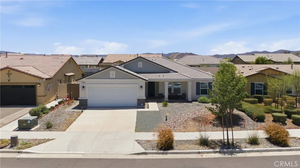 537 Hedgewood Hemet, CA 92543