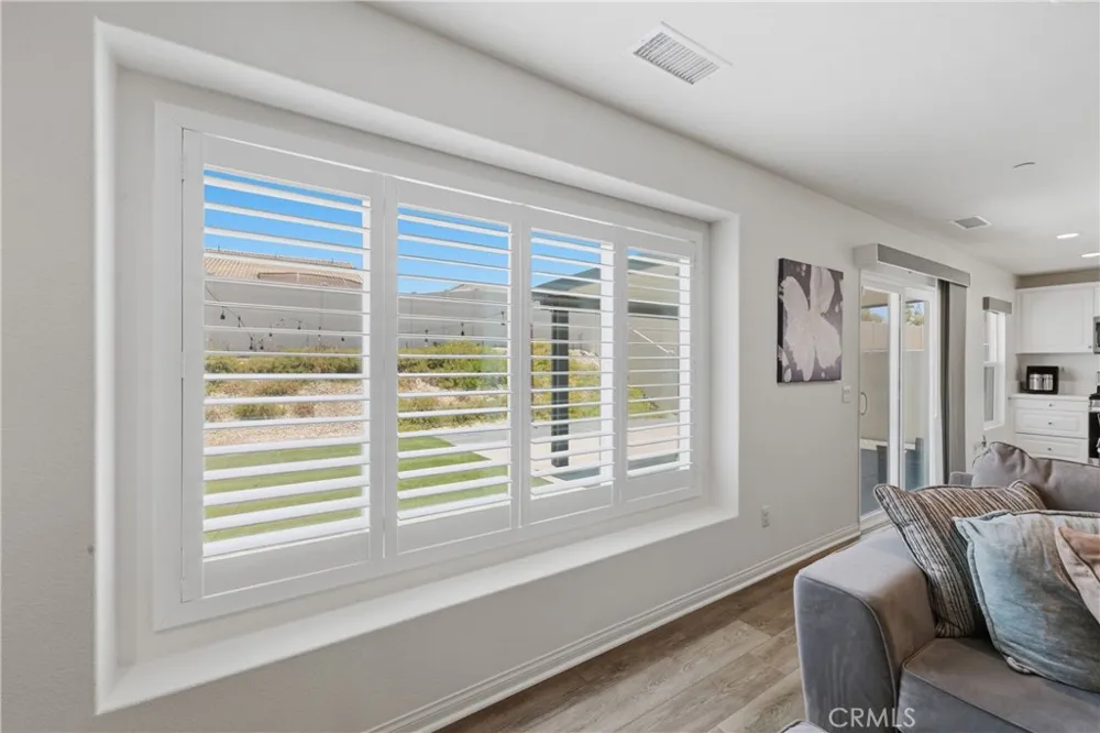 537 Hedgewood Hemet, CA 92543