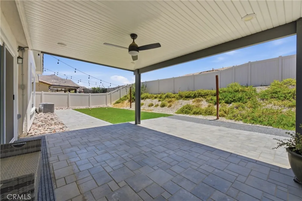 537 Hedgewood Hemet, CA 92543