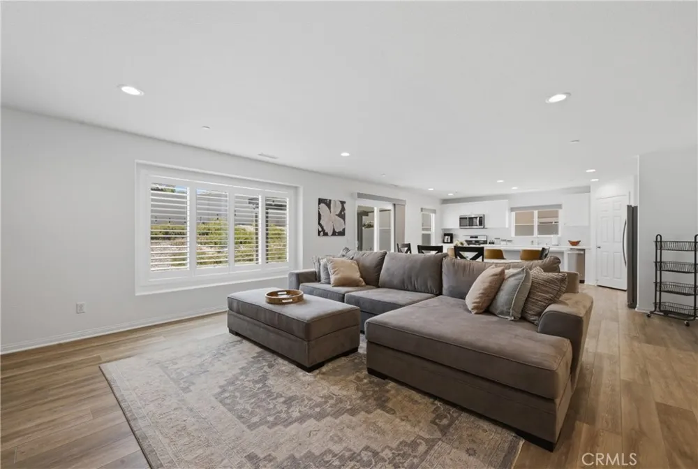 537 Hedgewood Hemet, CA 92543