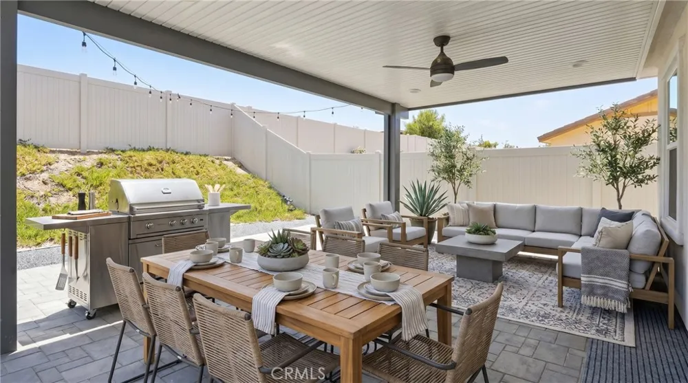 537 Hedgewood Hemet, CA 92543