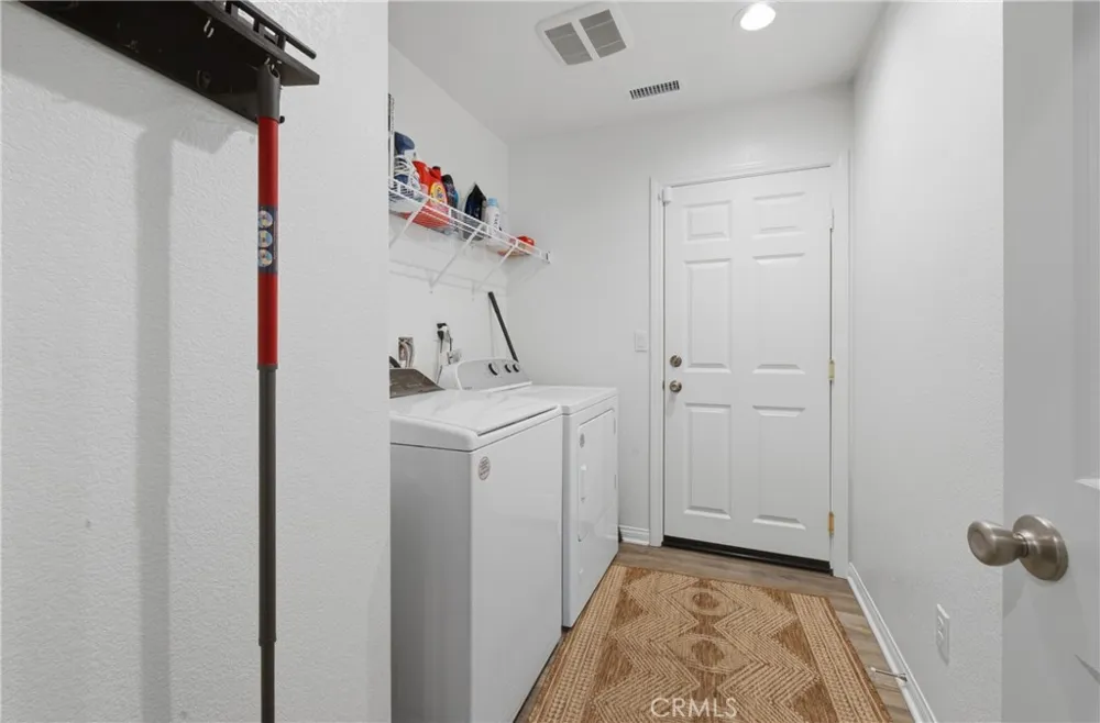 537 Hedgewood Hemet, CA 92543