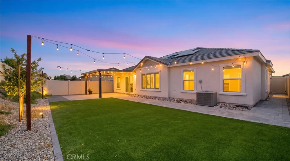 537 Hedgewood Hemet, CA 92543