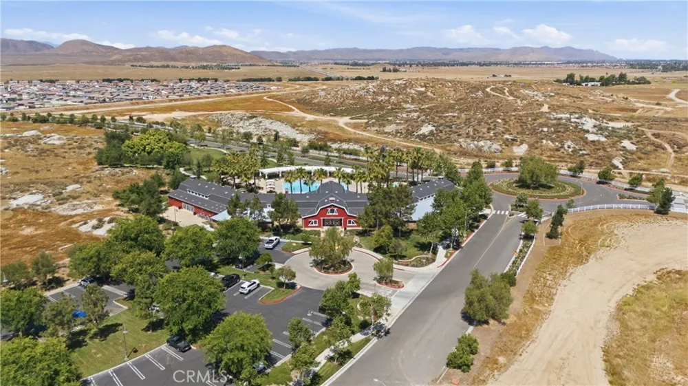 537 Hedgewood Hemet, CA 92543