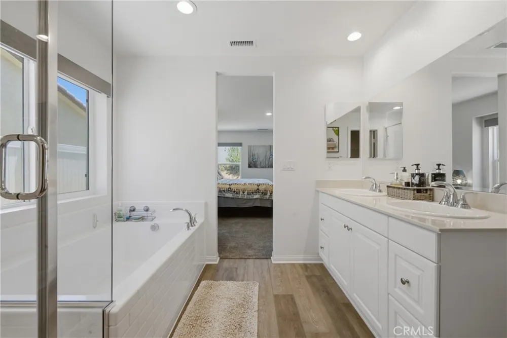 537 Hedgewood Hemet, CA 92543