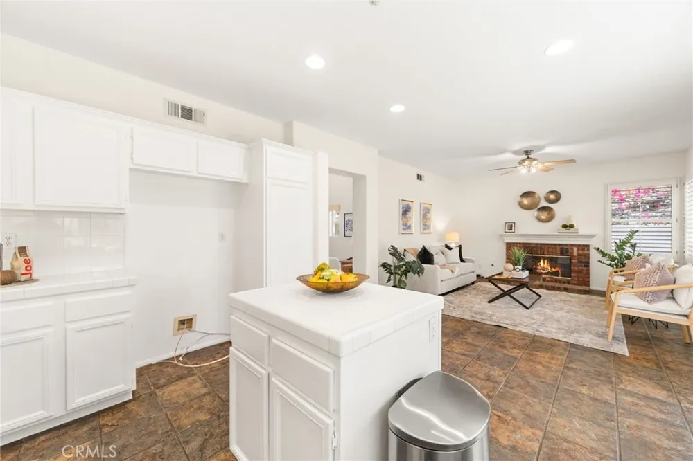 1918 Edinburgh Way Fullerton, CA 92831