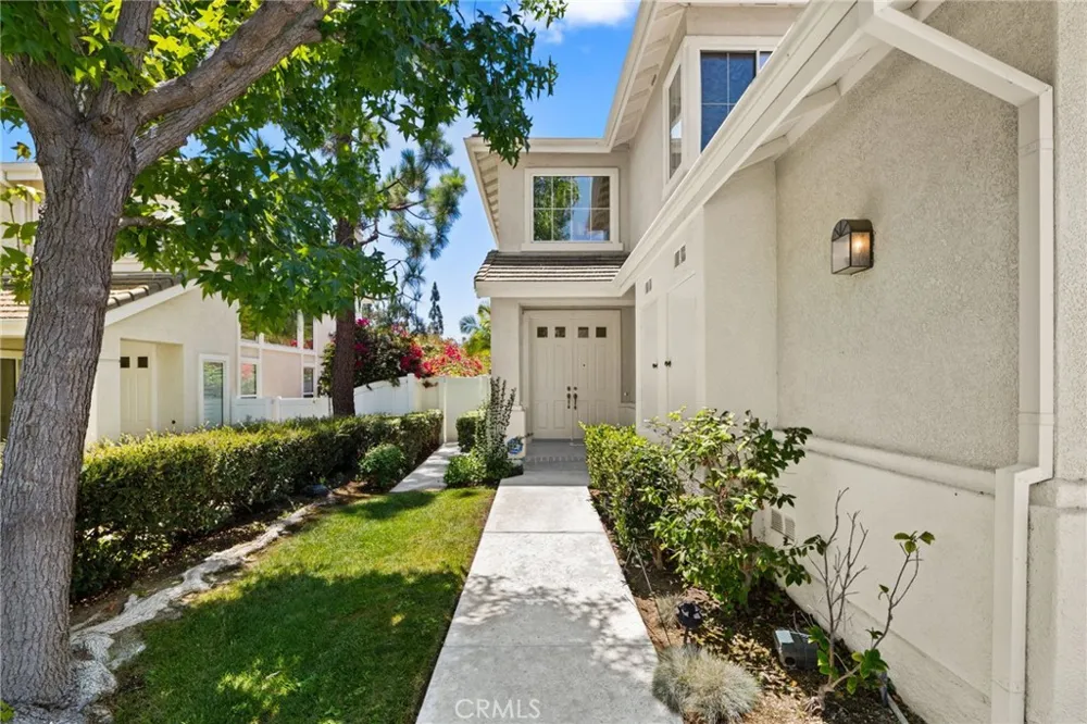 1918 Edinburgh Way Fullerton, CA 92831