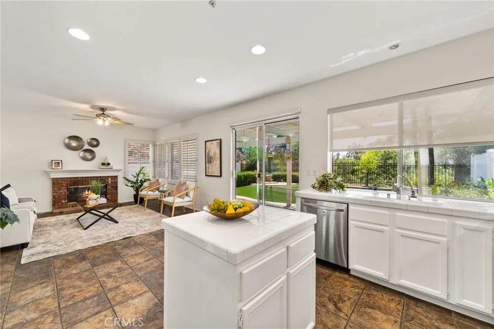 1918 Edinburgh Way Fullerton, CA 92831