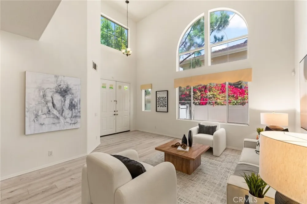 1918 Edinburgh Way Fullerton, CA 92831