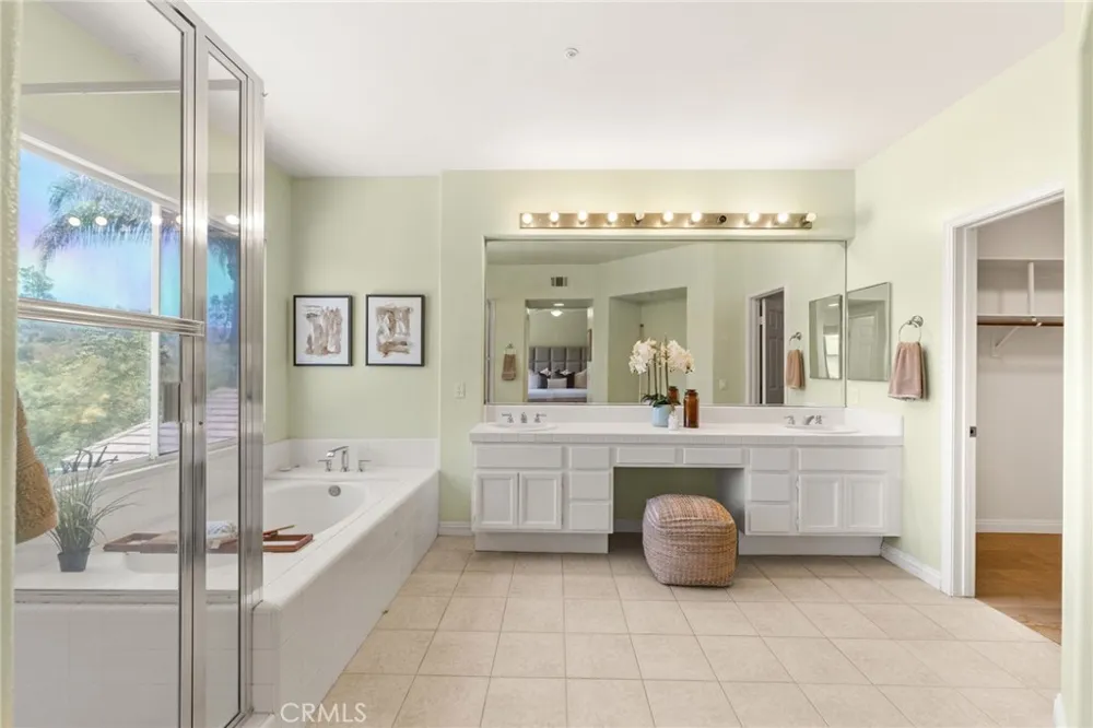 1918 Edinburgh Way Fullerton, CA 92831