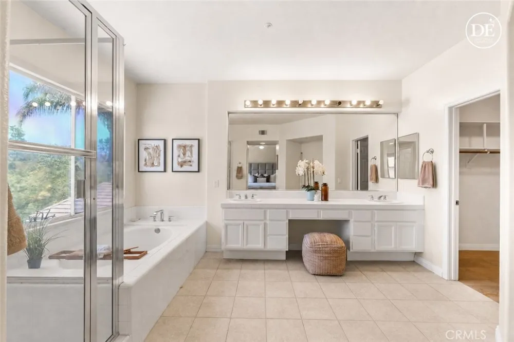1918 Edinburgh Way Fullerton, CA 92831