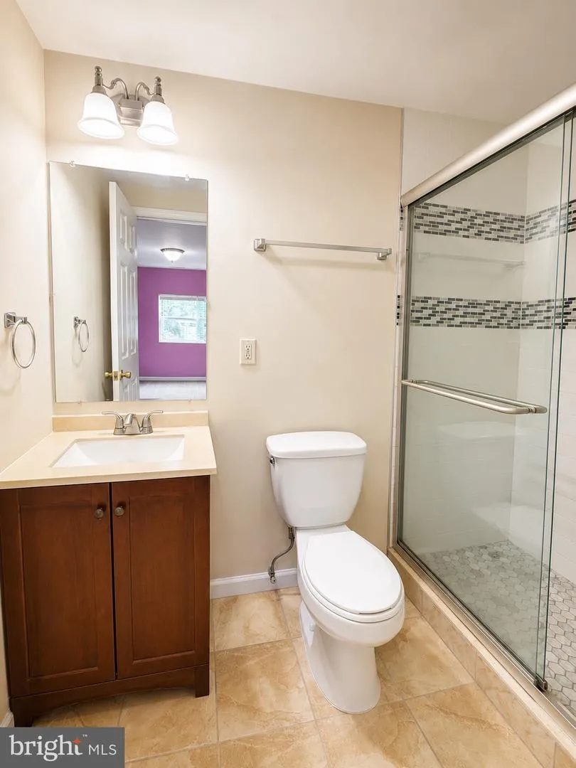 123 WINTERS LANE Baltimore, MD 21228