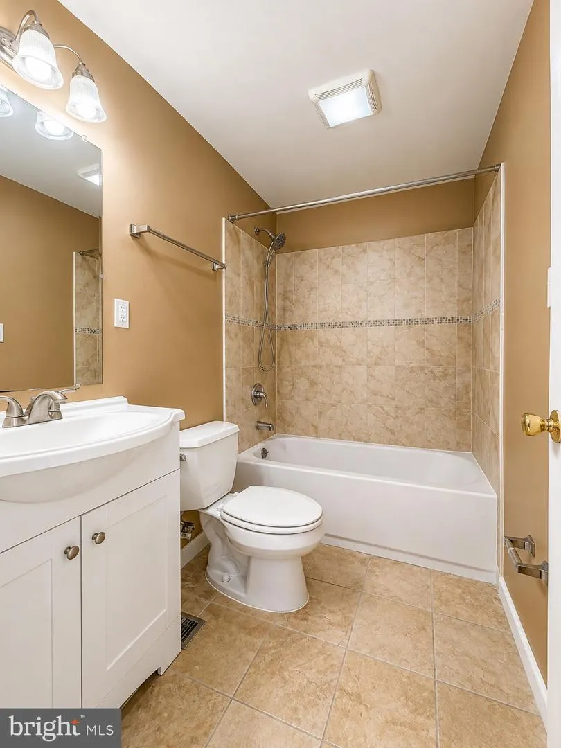 123 WINTERS LANE Baltimore, MD 21228