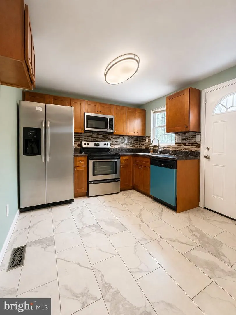 123 WINTERS LANE Baltimore, MD 21228