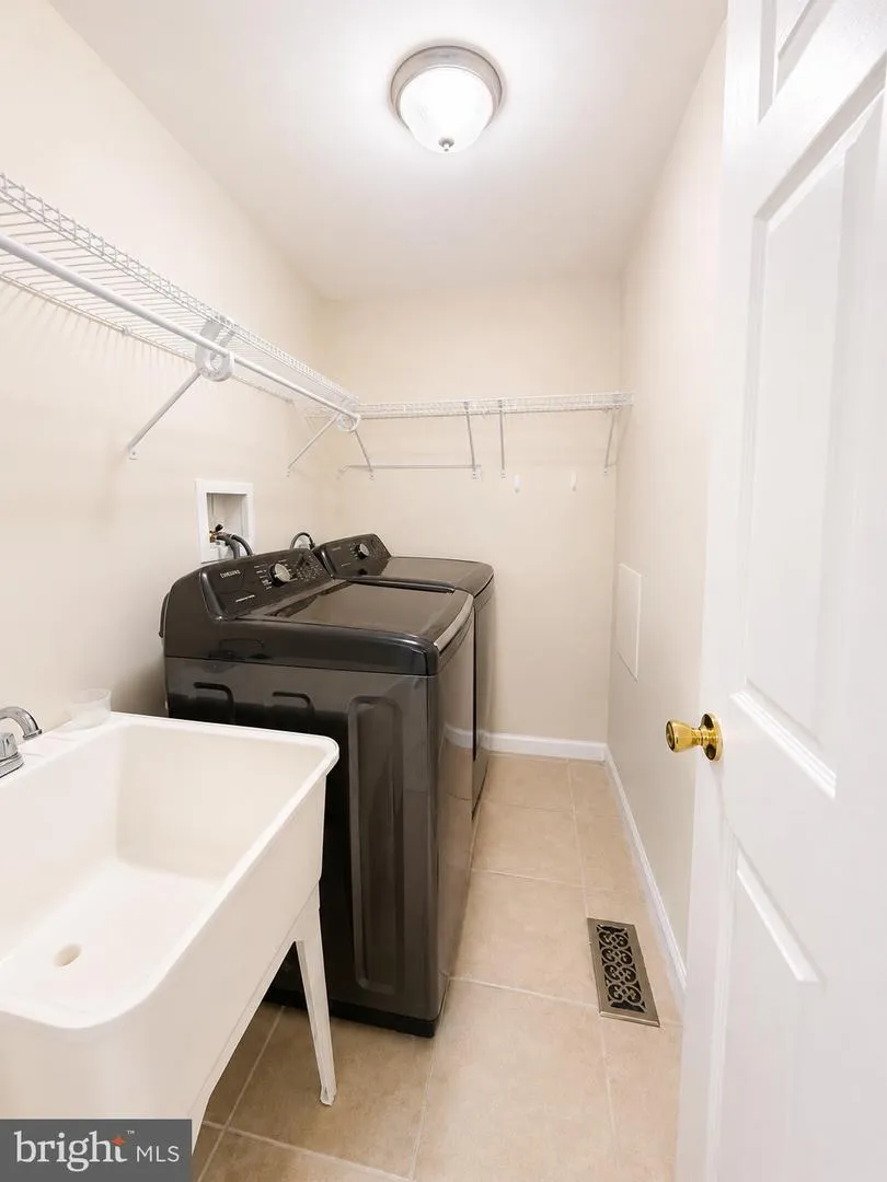 123 WINTERS LANE Baltimore, MD 21228