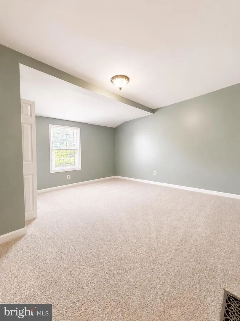 123 WINTERS LANE Baltimore, MD 21228