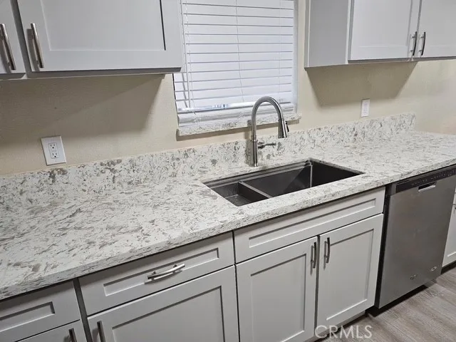 8900 S 10th Inglewood, CA 90305