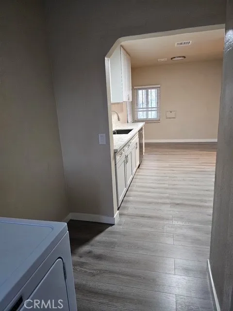 8900 S 10th Inglewood, CA 90305
