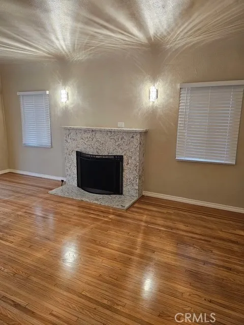 8900 S 10th Inglewood, CA 90305