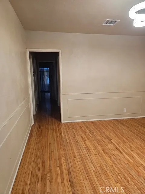 8900 S 10th Inglewood, CA 90305