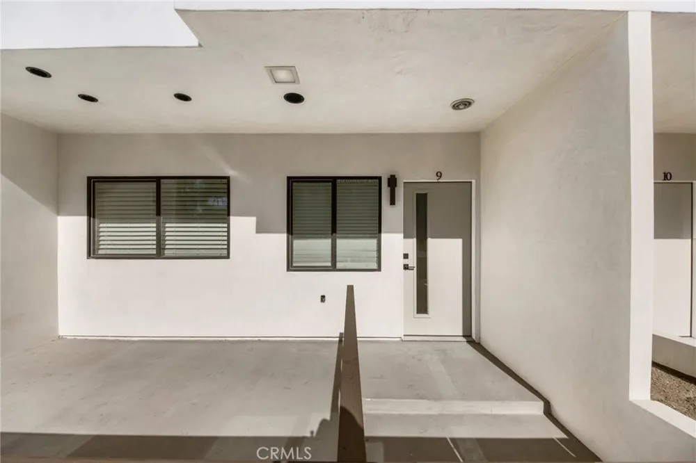 1107 E 3rd Unit #9 Long Beach, CA 90802