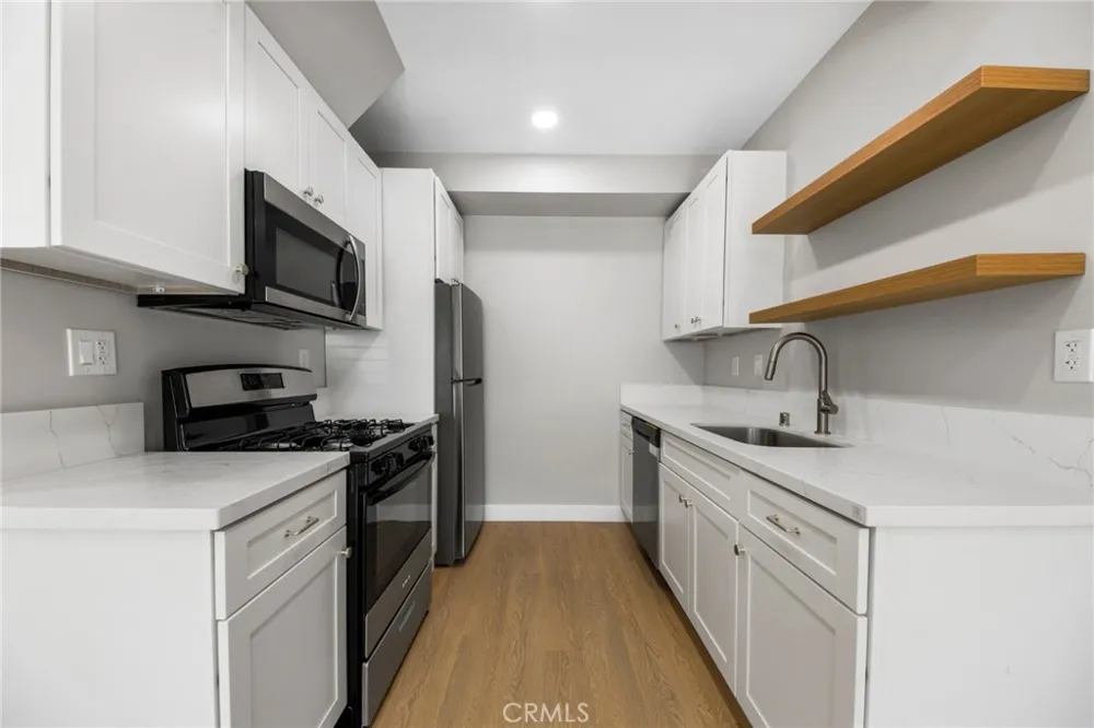 1107 E 3rd Unit #9 Long Beach, CA 90802