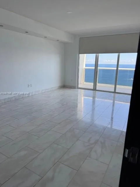1850 S Ocean Dr #PH4402 Hallandale Beach, FL 33009
