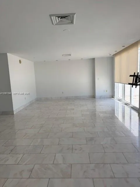 1850 S Ocean Dr #PH4402 Hallandale Beach, FL 33009