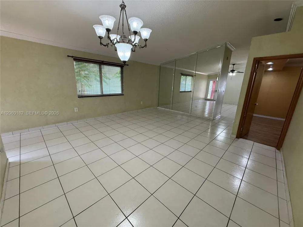 7510 W 4th Ave Hialeah, FL 33014