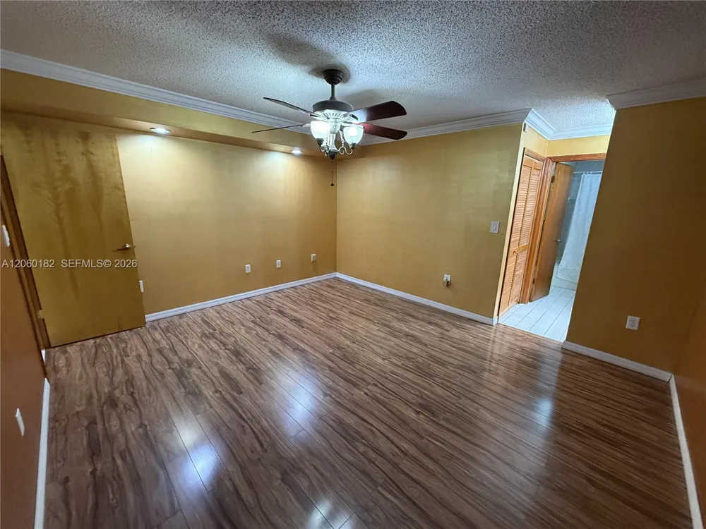 7510 W 4th Ave Hialeah, FL 33014