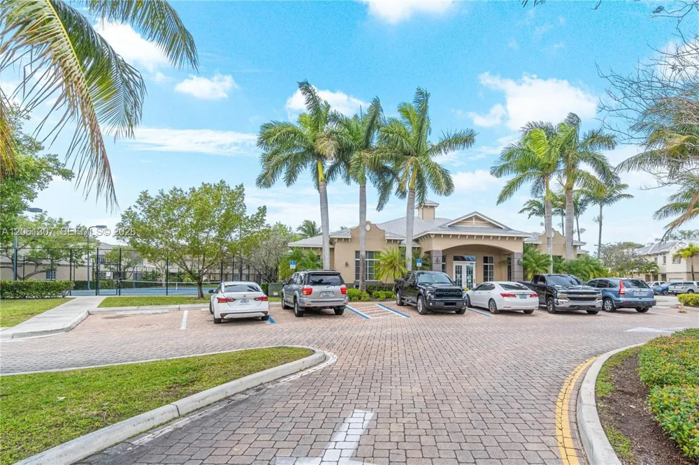 1925 Marsh Harbor Dr #204 Riviera Beach, FL 33404